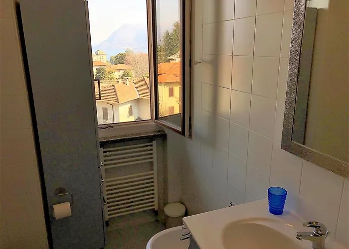 Beth ストレーザ